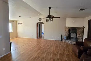 9286 Nevada Rd, Phelan, CA 92371 - Photo 7