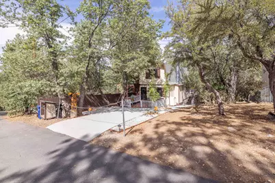 459 Inyo Avenue, Sugarloaf, CA 92386 - Photo 35
