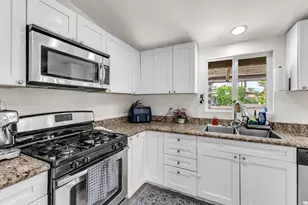 77872 Sunnybrook Dr, Palm Desert, CA 92211 - Photo 13