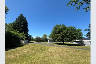 5050 Bo Peep Lane, Redding, CA 96002 - Photo 37