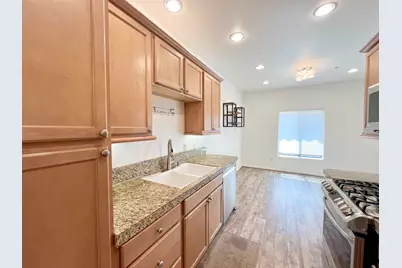 230 Villorrio Drive E, Palm Springs, CA 92262 - Photo 15