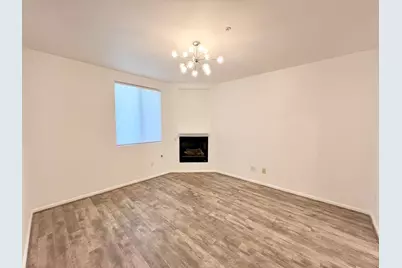 230 Villorrio Drive E, Palm Springs, CA 92262 - Photo 9
