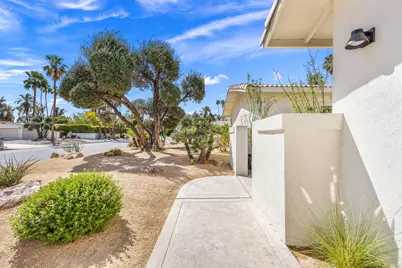 2063 S Broadmoor Drive, Palm Springs, CA 92264 - Photo 3