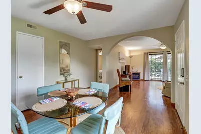 2001 E Camino Parocela #C21, Palm Springs, CA 92264 - Photo 9