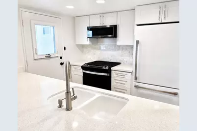 483 E Via Escuela #723, Palm Springs, CA 92262 - Photo 5