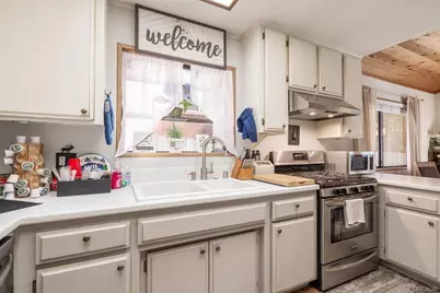 525 Bernhardt Lane, Big Bear City, CA 92314 - Photo 9