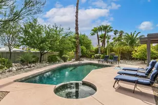 1371 E Francis Dr, Palm Springs, CA 92262 - Photo 1