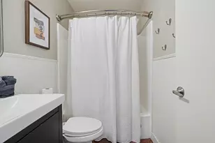 82075 Country Club Dr, Indio, CA 92201 - Photo 15