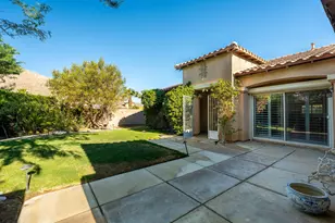 992 Mira Grande, Palm Springs, CA 92262 - Photo 1