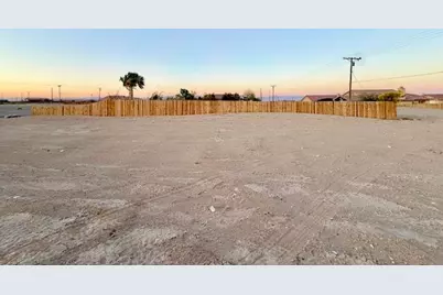 1313 Riviera Circle, Thermal, CA 92274 - Photo 7