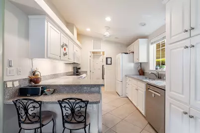 73450 Country Club Drive #93, Palm Desert, CA 92260 - Photo 9