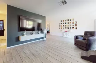 27305 Hombria Dr, Cathedral City, CA 92234 - Photo 3