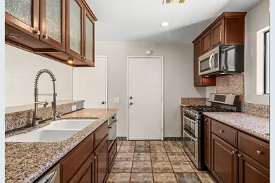 1351 E Luna Way, Palm Springs, CA 92262 - Photo 17