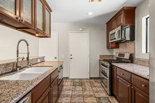1351 E Luna Way, Palm Springs, CA 92262 - Photo 17