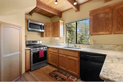 1550 Tuolumne Road, Big Bear City, CA 92314 - Photo 11