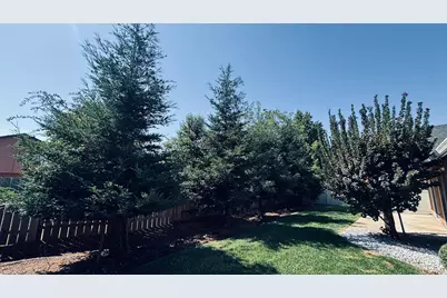 2177 Cadjew Street, Redding, CA 96003 - Photo 95