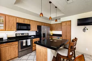 372 Muirfield Dr, Palm Desert, CA 92211 - Photo 27
