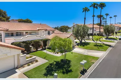 372 Muirfield Drive, Palm Desert, CA 92211 - Photo 5