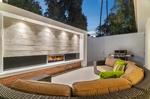 32 Lakeview Circle, Palm Springs, CA 92264 - Photo 39