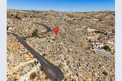57180 Panchita Road, Yucca Valley, CA 92284 - Photo 7