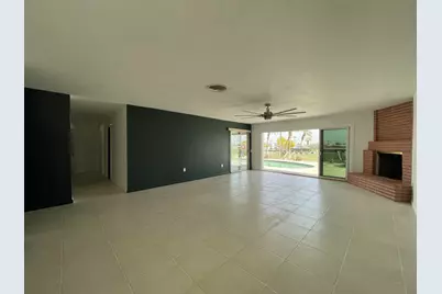 43400 Illinois Avenue, Palm Desert, CA 92211 - Photo 5