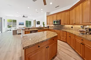 7 Hillcrest Dr, Palm Desert, CA 92260 - Photo 15