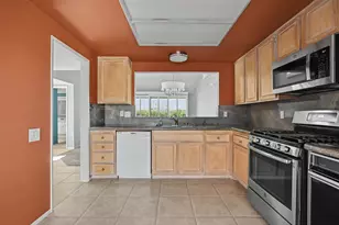 36075 Paseo Circulo W, Cathedral City, CA 92234 - Photo 15