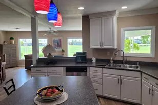 33250 Barcelona Dr, Thousand Palms, CA 92276 - Photo 13