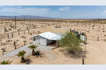 79780 Sheri Lane, 29 Palms, CA 92277 - Photo 17