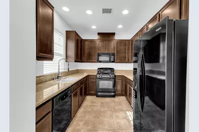 162 Paseo Bravo, Palm Desert, CA 92211 - Photo 3
