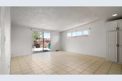 6637 Galleta Avenue, Twentynine Palms, CA 92277 - Photo 11