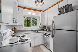 54700 S Circle Dr, Idyllwild, CA 92549 - Photo 13