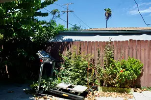 10328 Hickory St, Los Angeles, CA 90002 - Photo 17