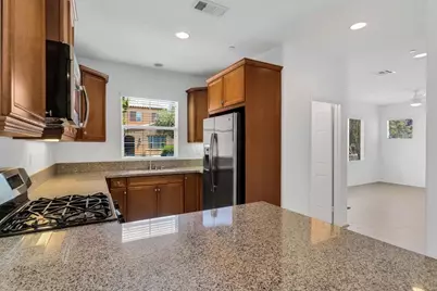 530 Calle Vibrante, Palm Desert, CA 92211 - Photo 9