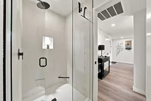 126 Avellino Cir, Palm Desert, CA 92211 - Photo 19