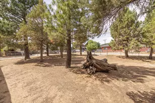 908 Spruce Ln, Big Bear City, CA 92314 - Photo 25