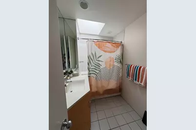 2410 Lyric Avenue, Los Angeles, CA 90027 - Photo 9