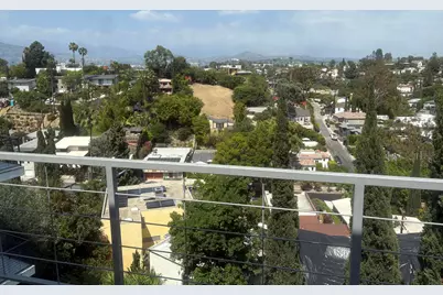 2410 Lyric Avenue, Los Angeles, CA 90027 - Photo 17