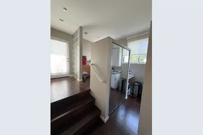 2410 Lyric Avenue, Los Angeles, CA 90027 - Photo 3