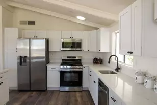38520 Commons Valley Dr, Palm Desert, CA 92260 - Photo 5