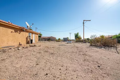 1289 Avalon Avenue, Thermal, CA 92274 - Photo 21