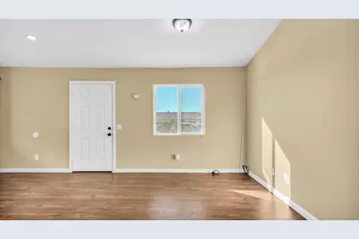 1289 Avalon Avenue, Thermal, CA 92274 - Photo 3
