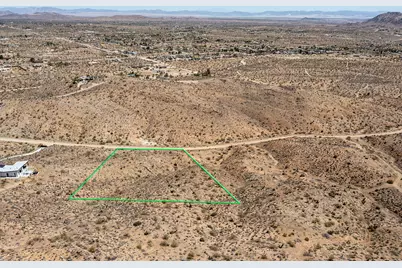58365 Cereus Avenue, Yucca Valley, CA 92284 - Photo 11