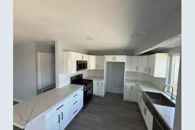 6698 Mesquite Drive, 29 Palms, CA 92277 - Photo 3