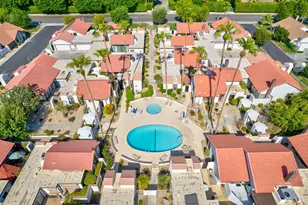 2367 Mira Monte Cir W, Palm Springs, CA 92264 - Photo 33