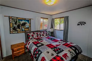 945 Greenway Dr, Big Bear City, CA 92314 - Photo 11