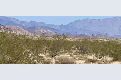 5310 Lazy Joe Avenue, Twentynine Palms, CA 92277 - Photo 7