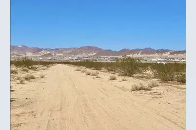5310 Lazy Joe Avenue, Twentynine Palms, CA 92277 - Photo 3