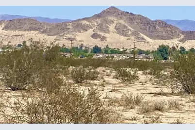 5310 Lazy Joe Avenue, Twentynine Palms, CA 92277 - Photo 9
