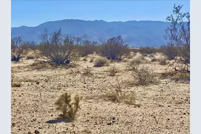 5310 Lazy Joe Avenue, Twentynine Palms, CA 92277 - Photo 11